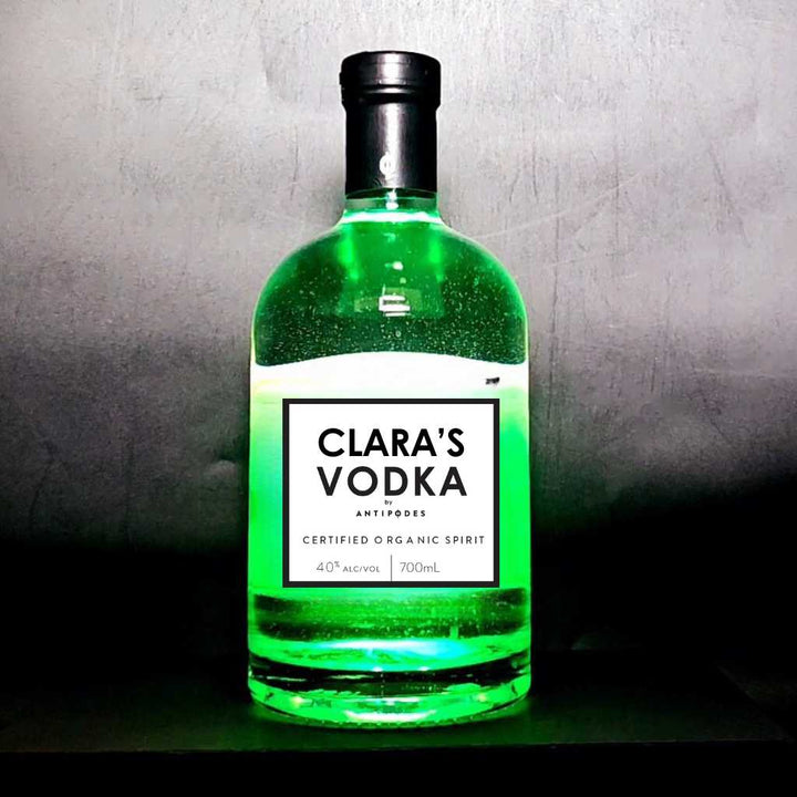 Personalised Antipodes Organic Vodka 40% 700ml