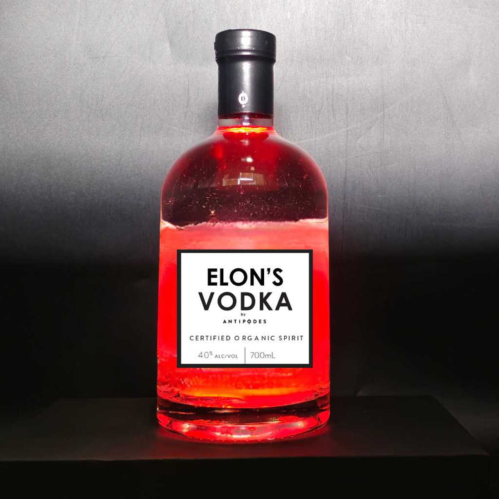Personalised Antipodes Organic Vodka 40% 700ml