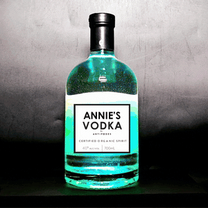 Personalised Antipodes Organic Vodka 40% 700ml