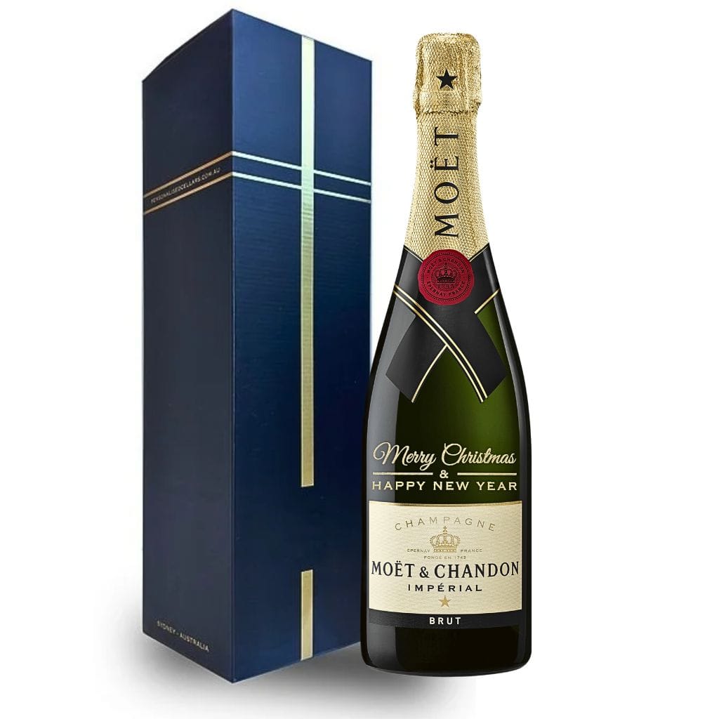 Christmas Edition Moet & Chandon Brut Imperial Champagne NV 750ml - Gift Boxed