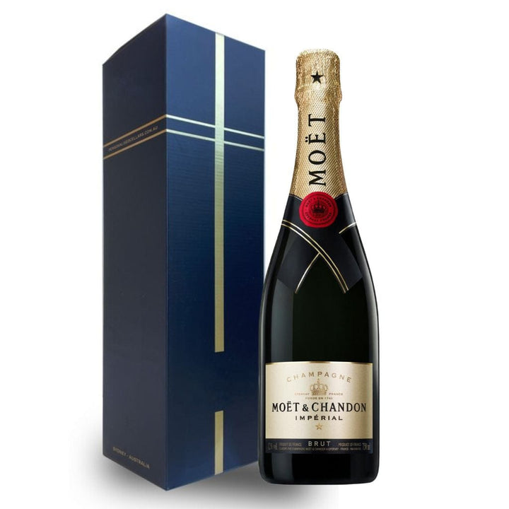 Personalised Moet & Chandon Brut Imperial Champagne NV 750ml - Gift Boxed