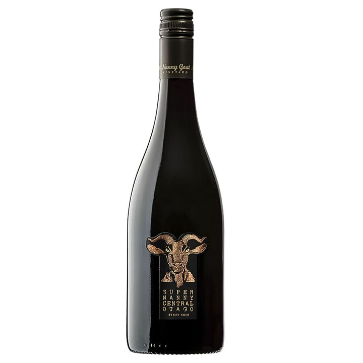 Nanny Goat Vineyard Super Nanny Pinot Noir Gift Hamper - Includes 2 Premium Wine Glasses