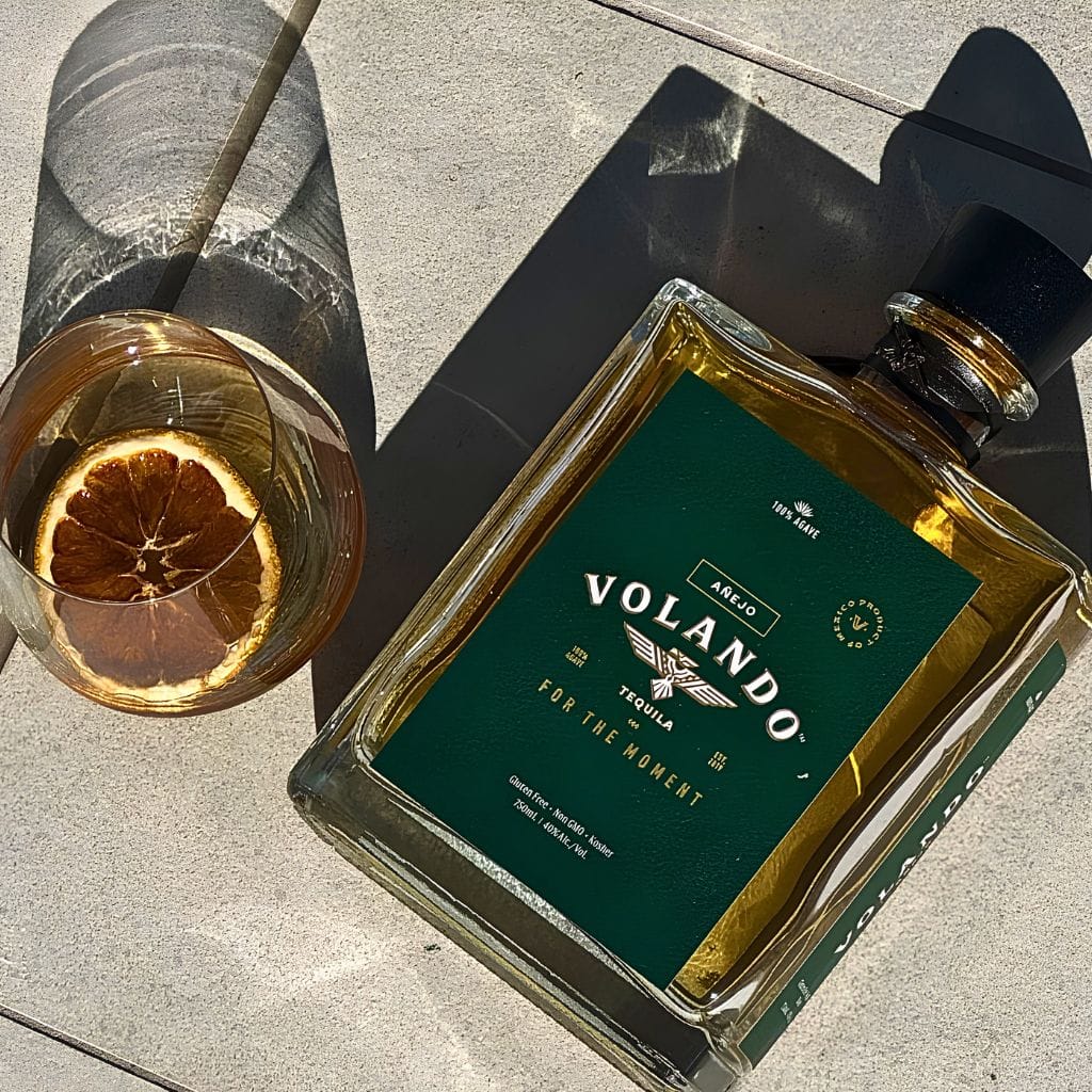 Volando Añejo and Glass Set Gift Box 40% 750ml