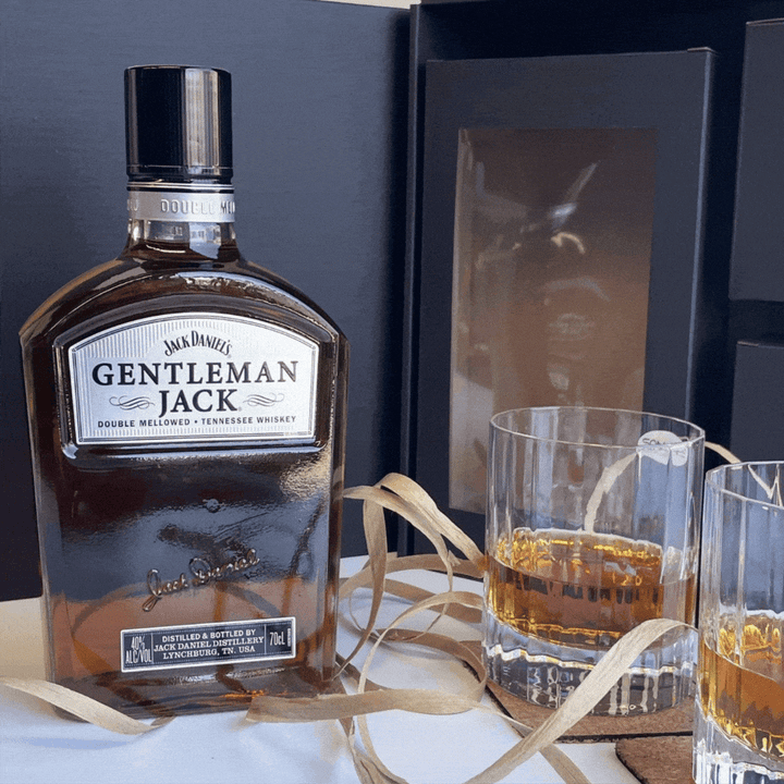 Personalised Gentleman Jack and Crystal WhiskyGlass Set Gift Box 700ml 40% ABV