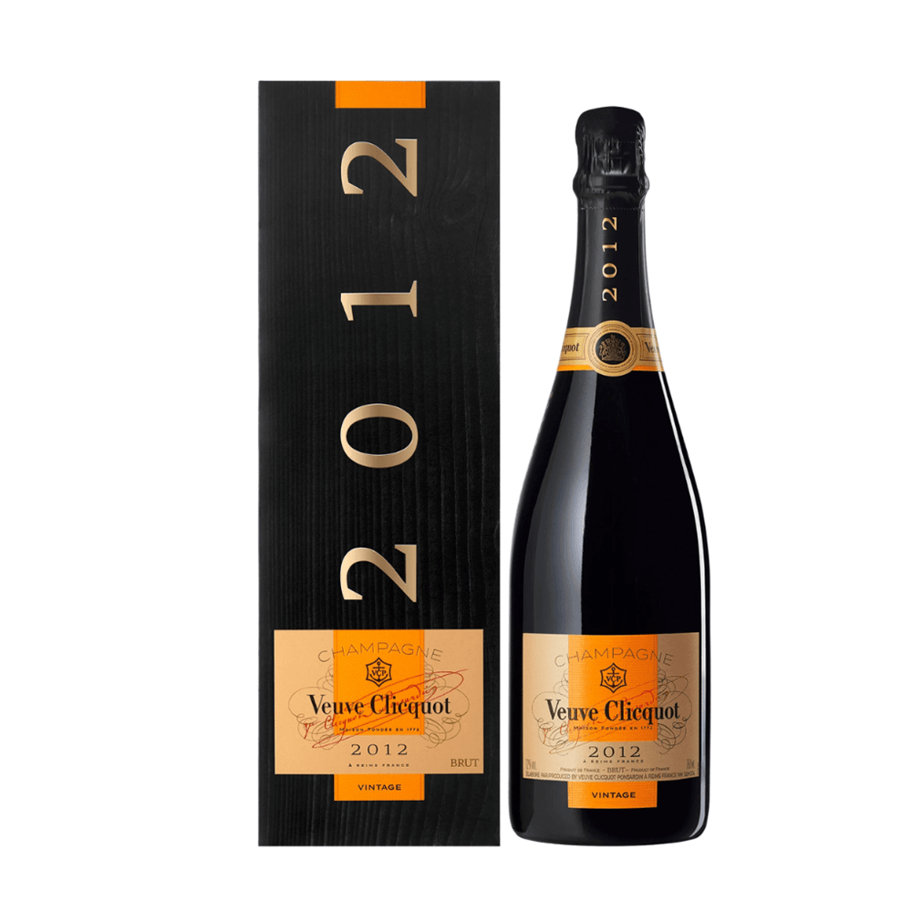 Personalised Veuve Clicquot Vintage 2015 Hamper Box includes Presentation Stand and 2 Fine Crystal Champagne Flutes