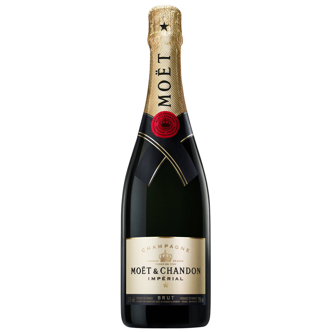 MOET & CHANDON GIFT HAMPER - Includes 2 Pack Champagne Flutes