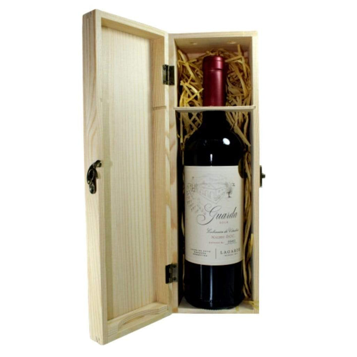 Personalised Lagarde Guarda Malbec DOC 2015 Gift Boxed.